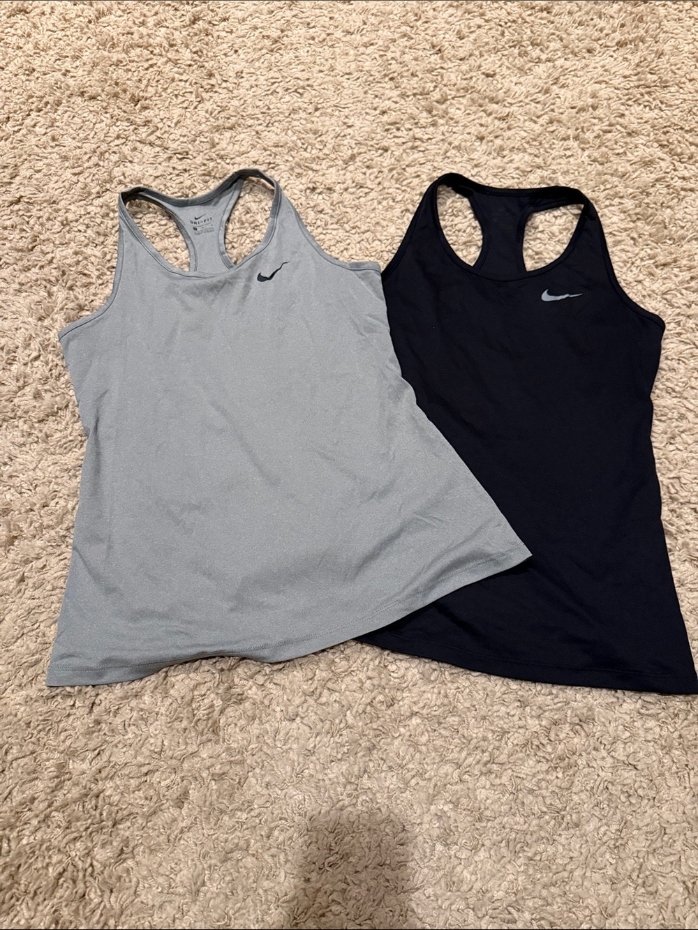 Set of 2 Nike Women's Dri-fit Tank Tops Grey & Black size Medium